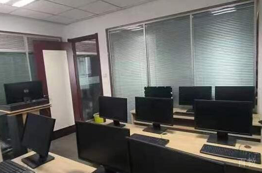 兰州新纬度设计培训_学校环境照片