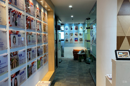 厦门博亚教育_校区走廊环境展示