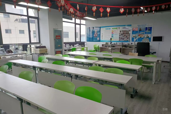 杭州东理视光培训学校_学校教室环境