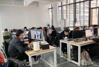 校区学员上课场景展示