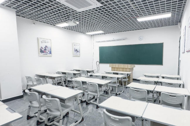 广州夏越教育_学校教室环境