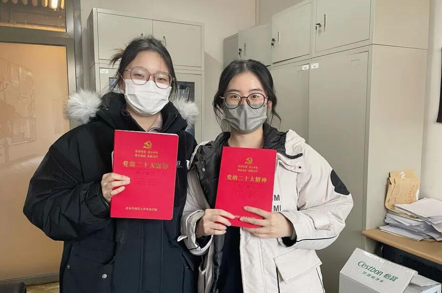 北外英语学院国际本科_学员合照