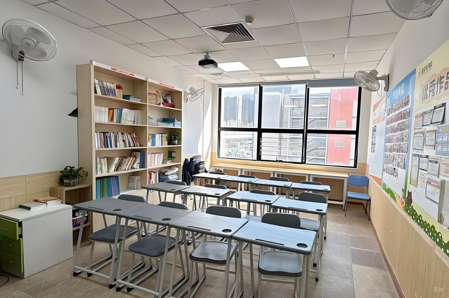深圳思学佳教育_阅览室环境