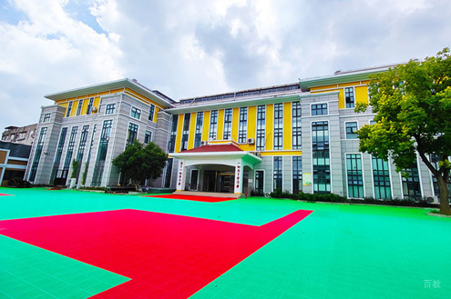 上海开大附中莲溪高中_学校前台