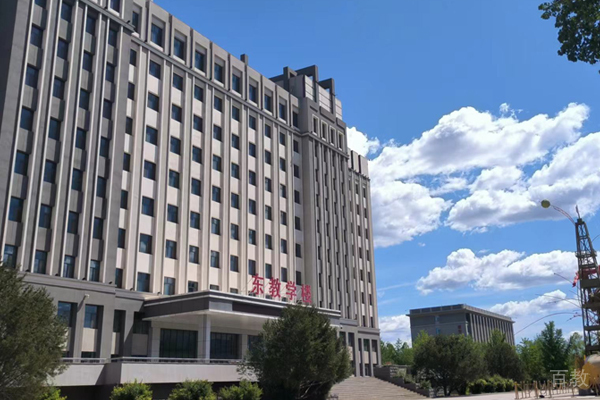 北京中国石油大学国际本科_校园环境展示