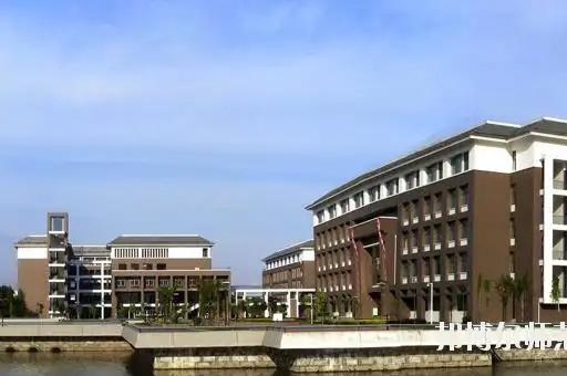 福建师范大学国际本科_学校建筑环境