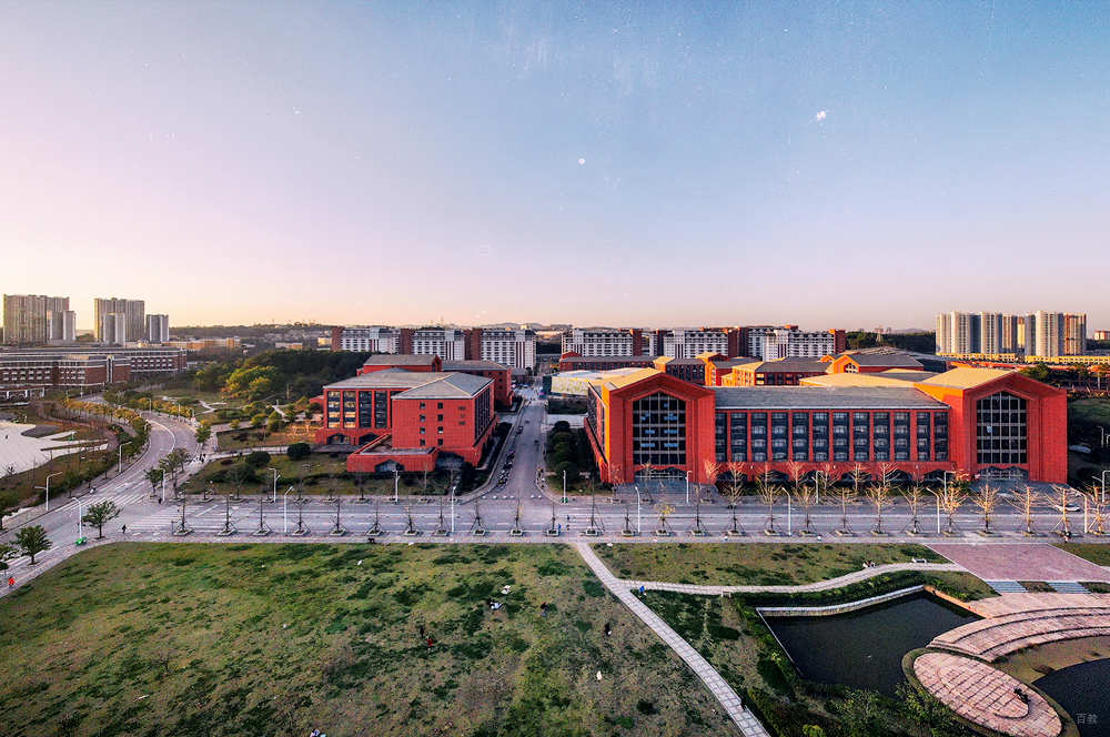 天津职业技术师范大学中外合作办学_学校环境10