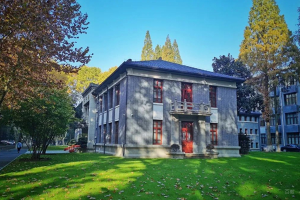 南京航空航天大学国际本科_校区一角环境