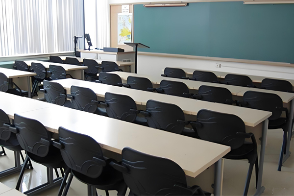 南京学畅国际学校学校教室相册
