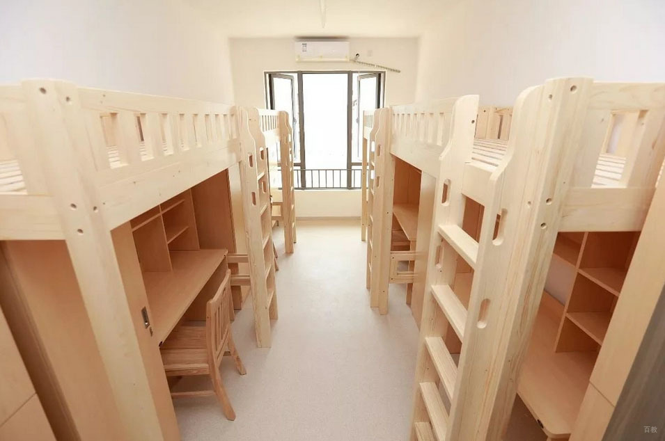 学校宿舍环境
