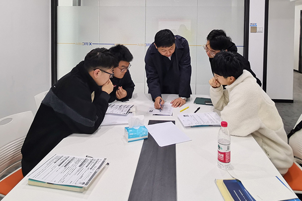 合肥研粒教育校区学员学习场景展示