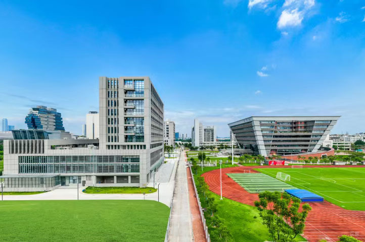 学校操场环境