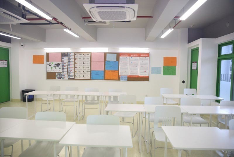 深圳国际交流学院_学校教室环境01