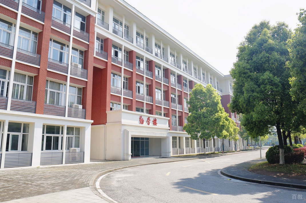 重庆城市建设高级技工学校_教学楼相册
