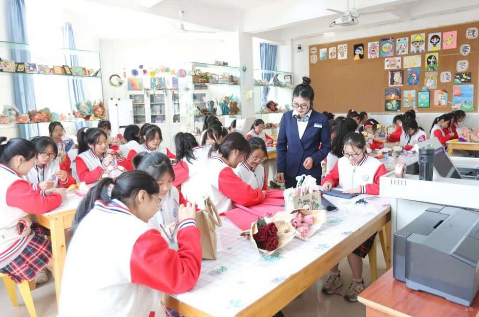 重庆光华女子学校_课堂氛围