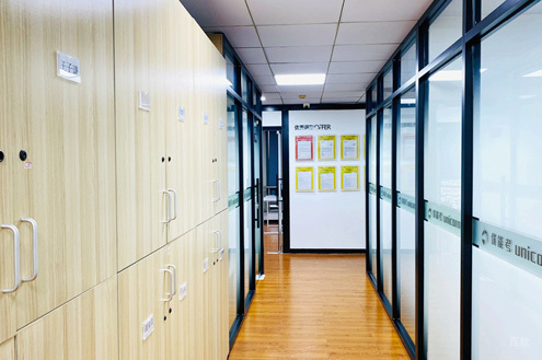 学校走廊