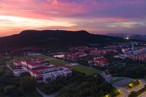 学校整体环境