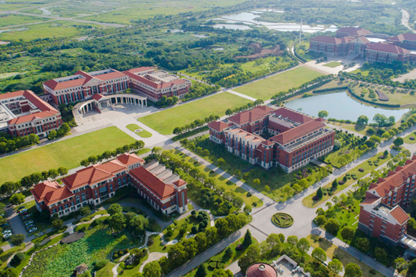 学校俯拍环境