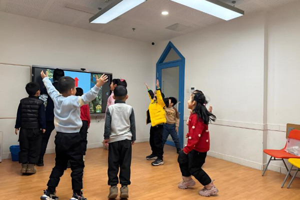 校区学员上课场景展示