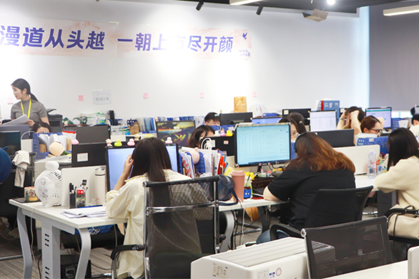 武汉中创蓝论文辅导_校区学员学习场景展示