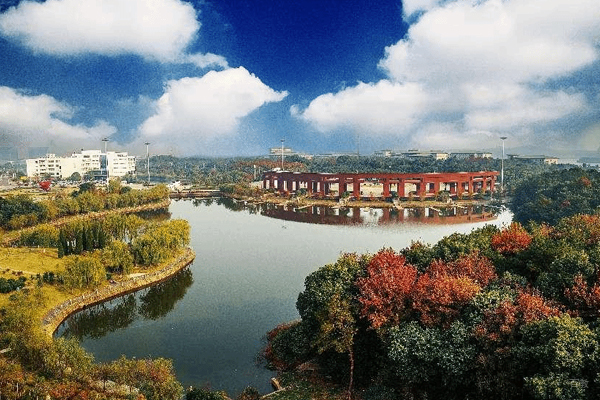南昌大学国际本科_校园环境展示