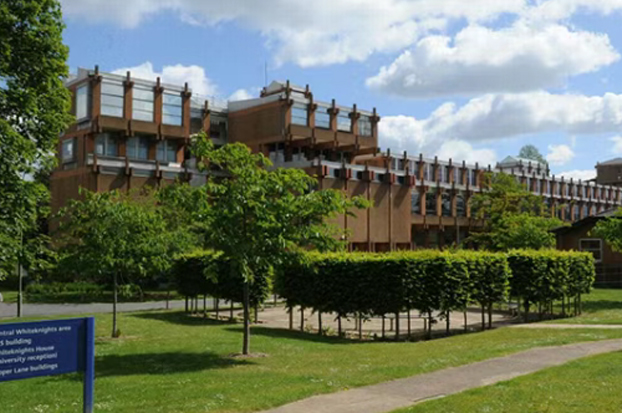英国国际本科_学校相册2