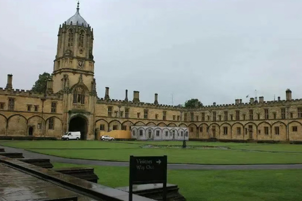 英国国际本科_学校相册3