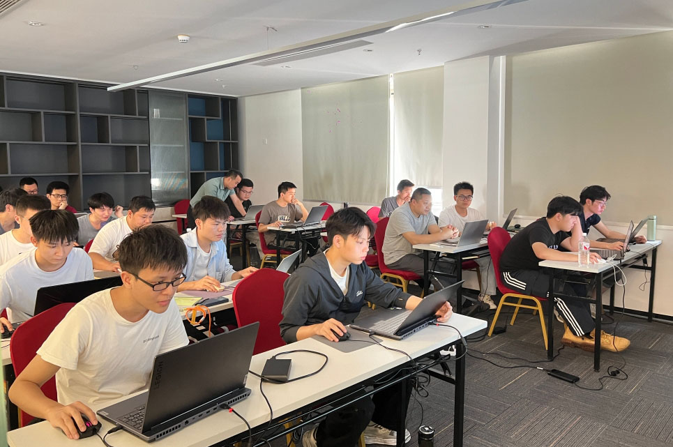 理論上課教室環(huán)境
