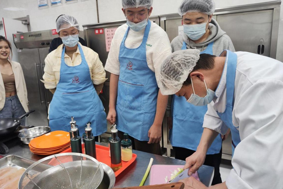 食堂环境