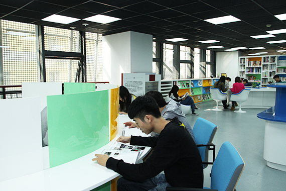 学校环境图片