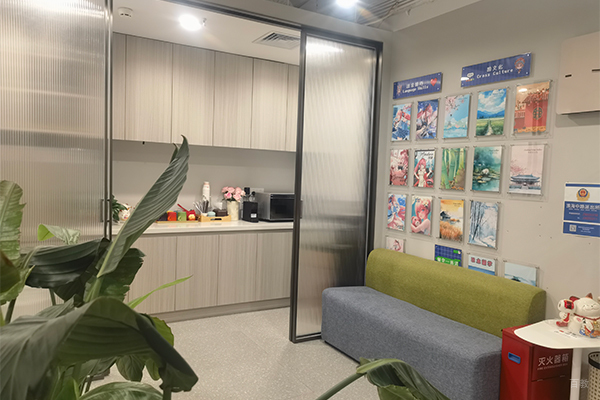 北京新鸿书院学校环境3