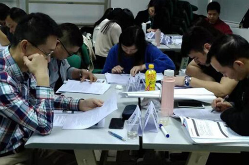 福州鑫阳供应链自习课环境