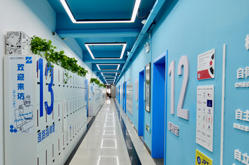 学校走廊