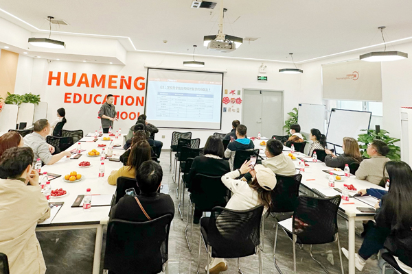 校区学员上课场景展示