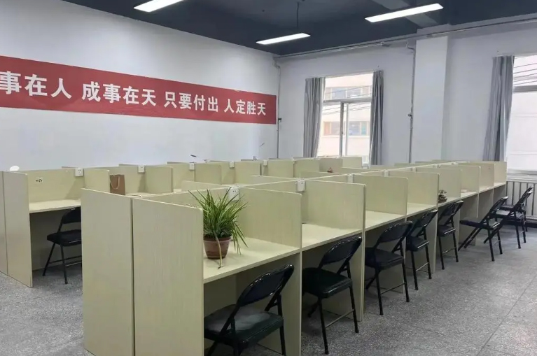 南昌硕成考研_自习室环境