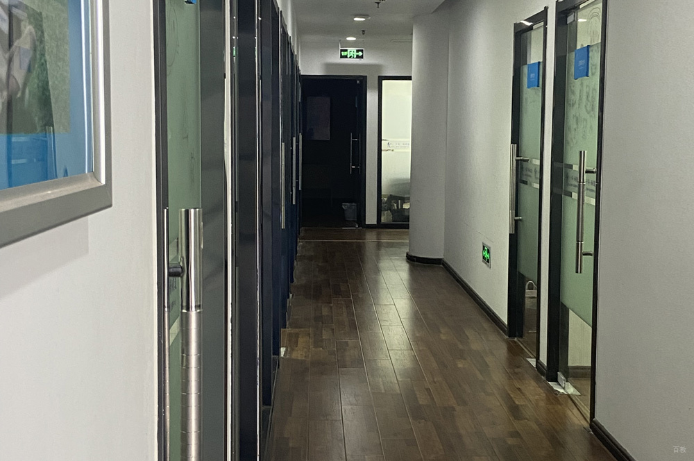 南昌新航道_学校走廊环境