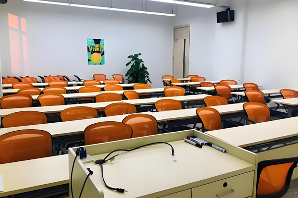 高顿保研_学校环境1