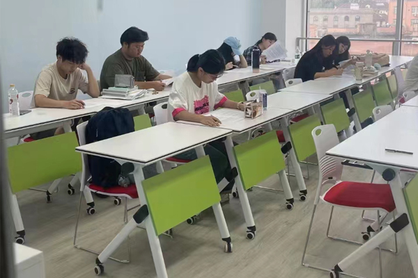 仰能教育国际本科_教学环境