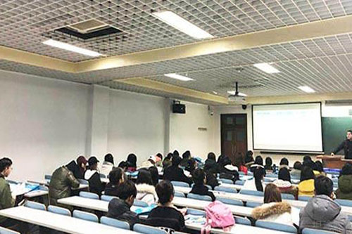 学校环境