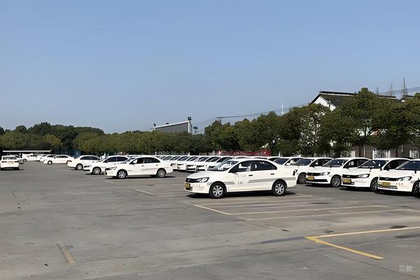 武汉南湖驾校_校区场地环境展示