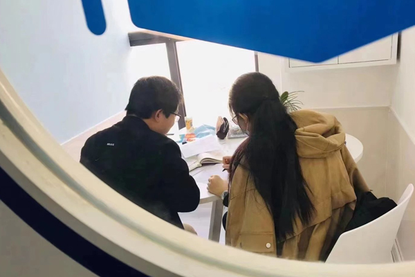 校区一对一课堂场景展示
