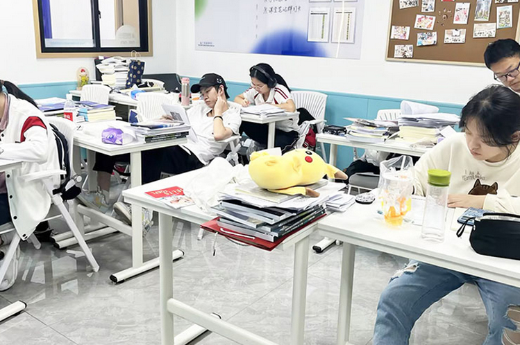 重庆新航道锦秋国际A-Level_学生自习