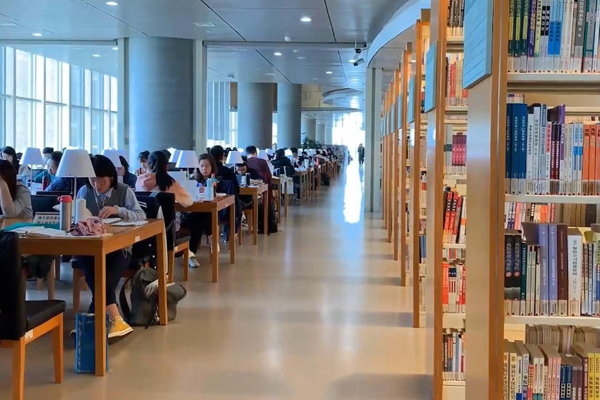 图书馆学习环境