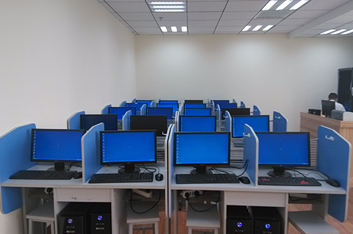 南昌超越留学_学校教室环境