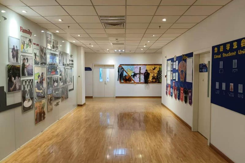 北京星元学校学校走廊