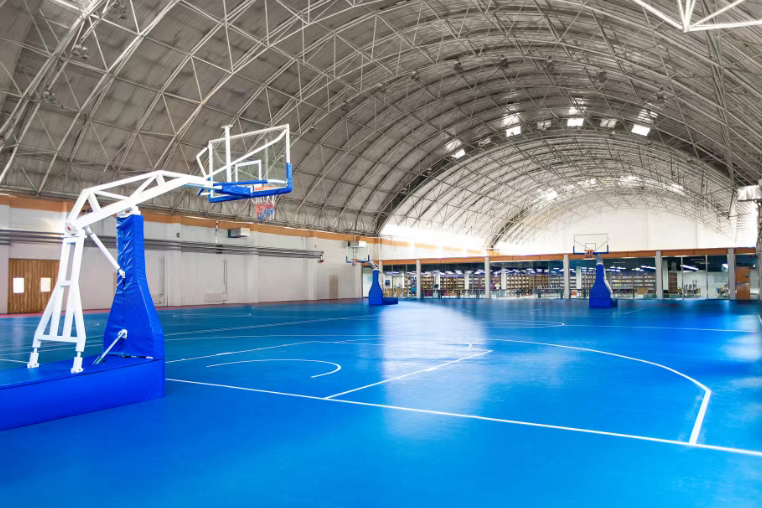 北京星元学校篮球场图片