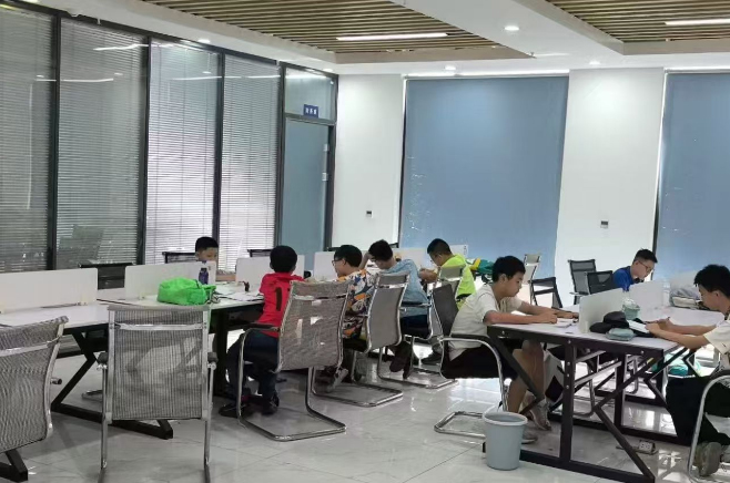 重庆品学教育_学习环境