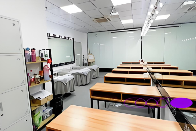 青島韓辰美妝培訓學校_教室環境