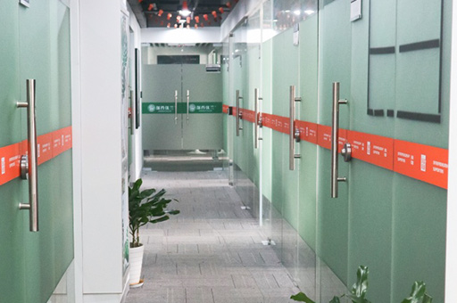 学校走廊环境