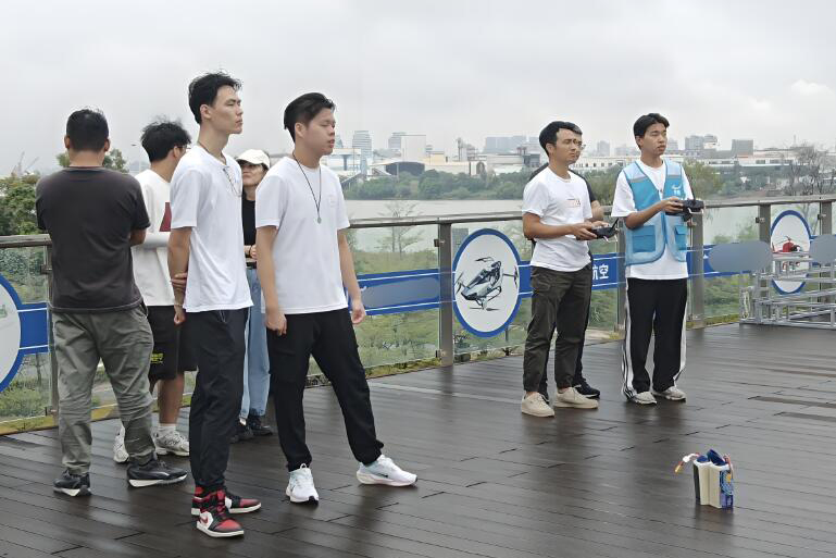 北京达内无人机上课图片